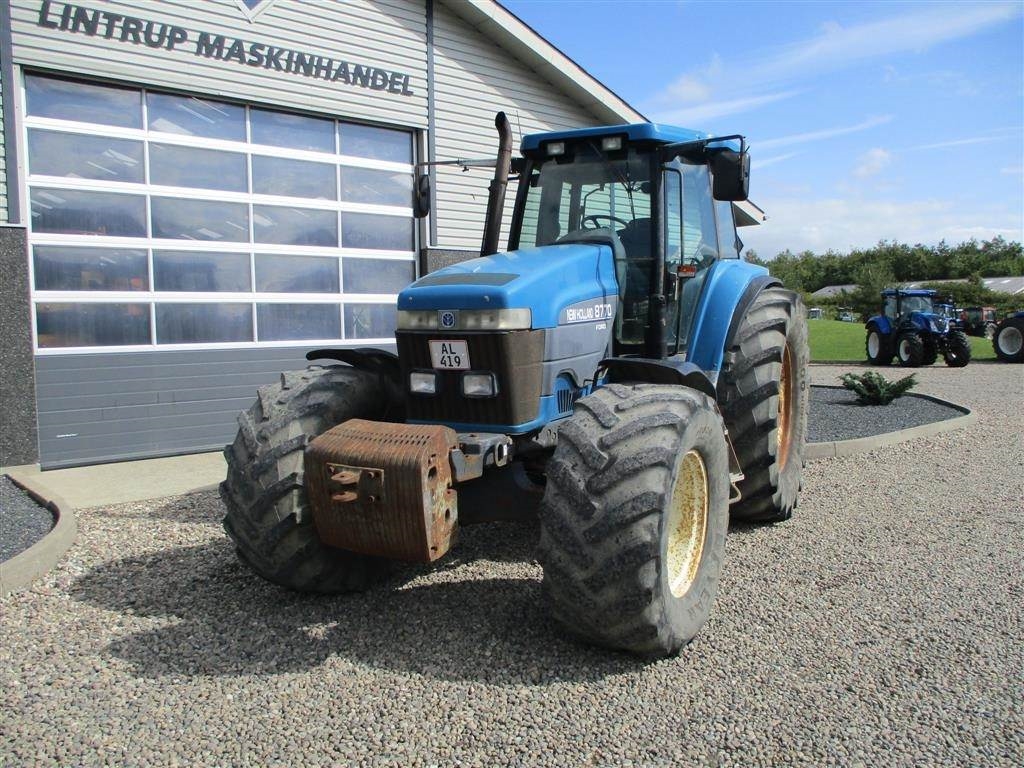 New Holland 8770