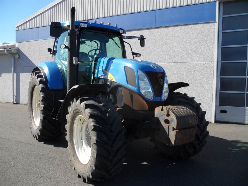 New Holland T7030 PC SS